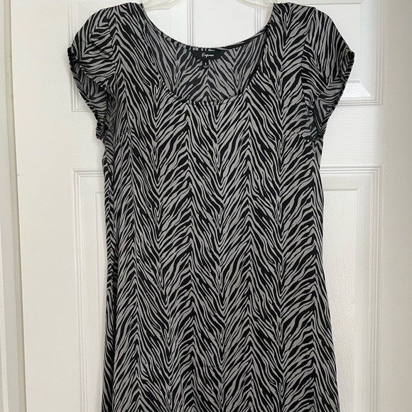 Silk dress - Picture 1 of 5